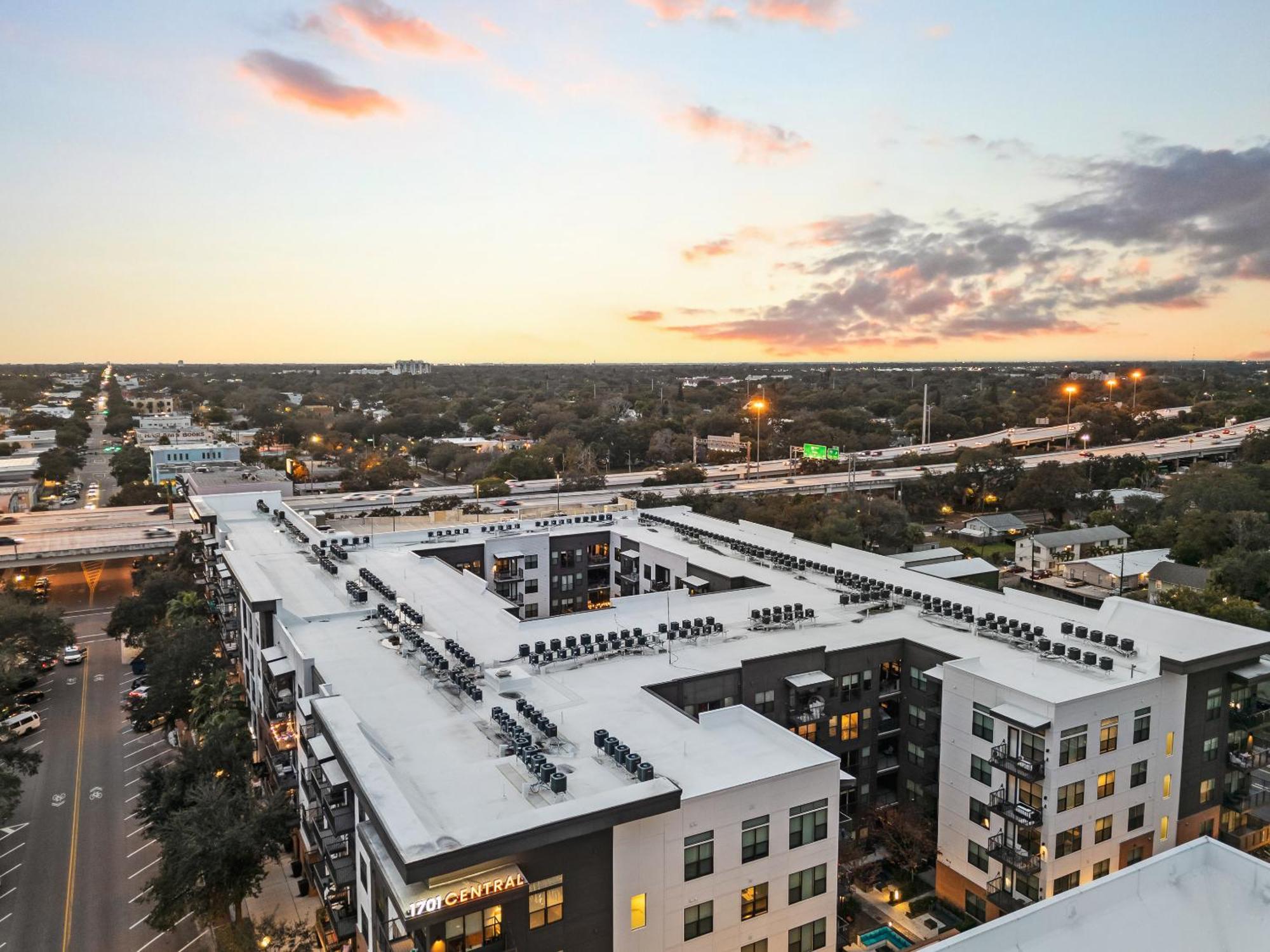 Tropicana Field 2 Bed In Dwtwn With Free Parking سانت بطرسبرج المظهر الخارجي الصورة