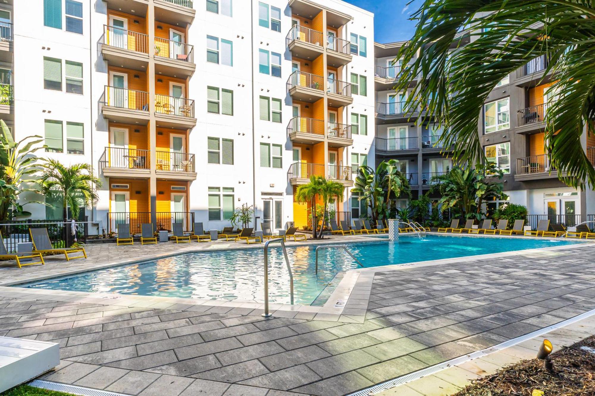 Tropicana Field 2 Bed In Dwtwn With Free Parking سانت بطرسبرج المظهر الخارجي الصورة